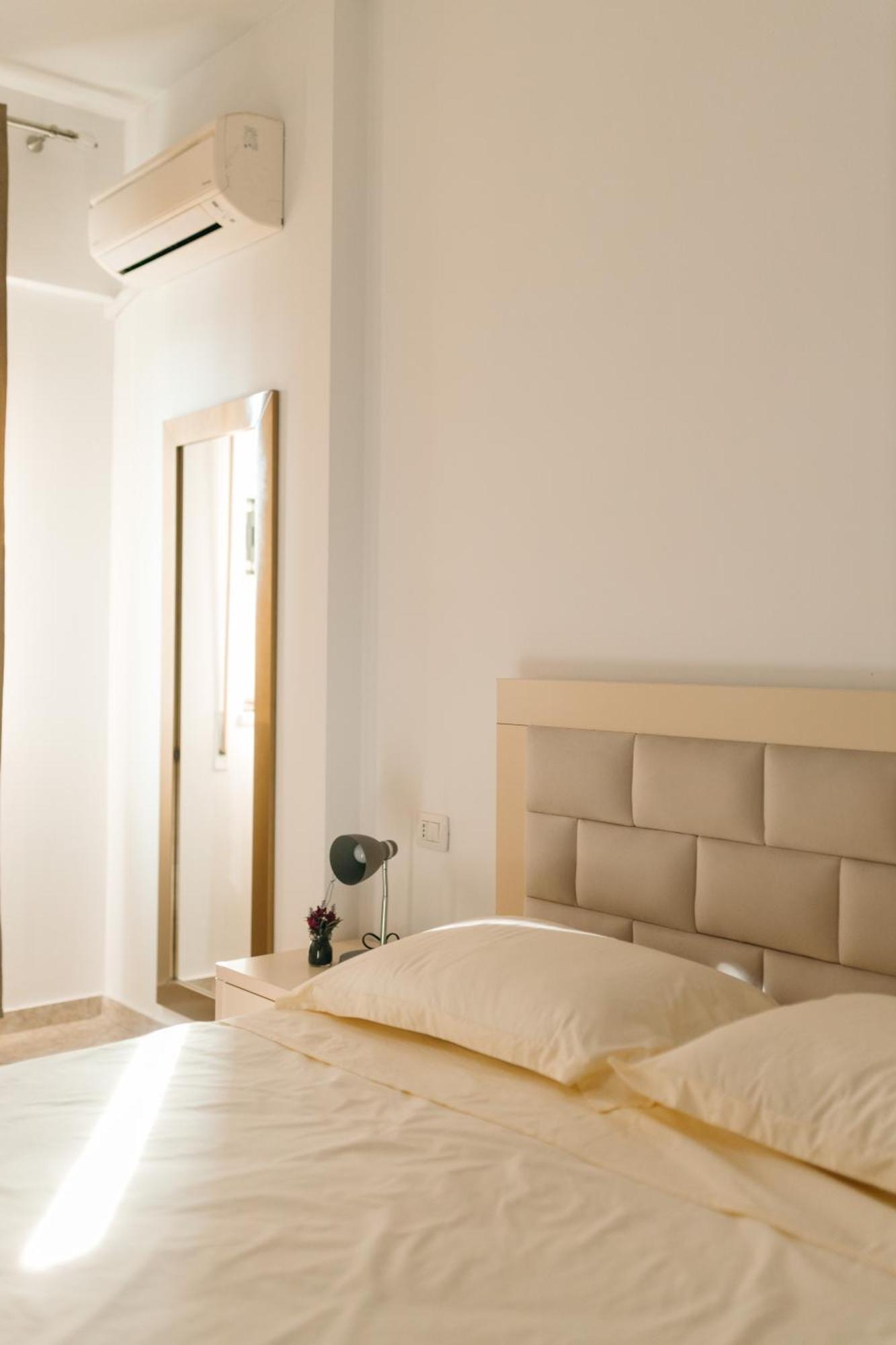 Rs Place 1-Bedroom Apartment Tirana Exteriér fotografie